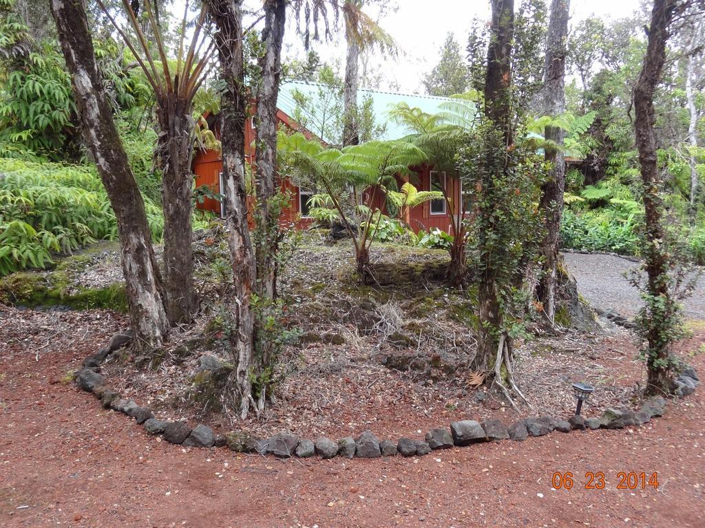Alii Kane Cottages With Loft Volcano Extérieur photo